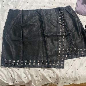 $5 skirt